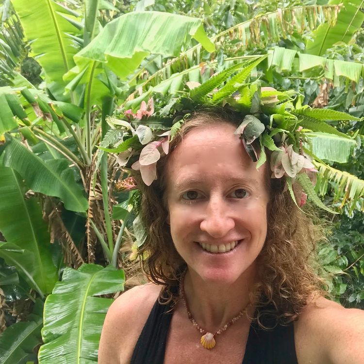 Hale Akua Eco-Retreat Massage Therapist - Deborah Dove