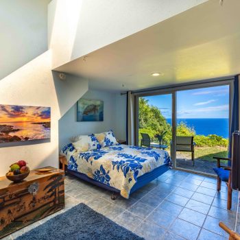 Ocean Vista: Lower level bedroom overlooking the pacific ocean